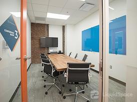 Expansive - Shockoe Slip