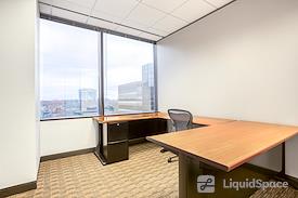 Regus | Commerce Plaza