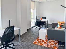 Regus | NC, Charlotte- E Independence