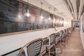 Metro Workspace - Central, Café Le Lourve