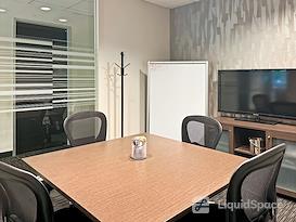 Regus | Redmond Center