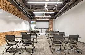 Roam Peachtree Corners