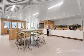 SPACES | Luxembourg, Boulevard  Royal - Zenit