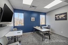 Kon-Nik Office Suites