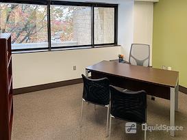 Regus | Foster Plaza