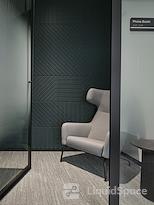 HQ | ROISSY HQ, Airport