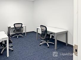 HQ | MI, Novi - Grand River Ave