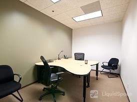 Regus | 501 W. Broadway