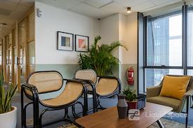 The Bousteador | Mutiara Damansara