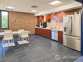 HQ | PA, Pittsburgh - Ardmore Blvd