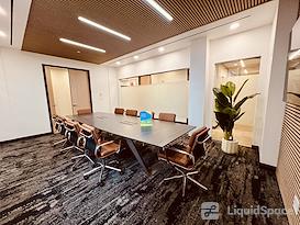 TKO Suites  - 307 West 38th Street