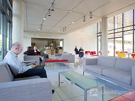 Regus | Luton, Great Marlings