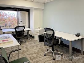 Regus | Foster Plaza