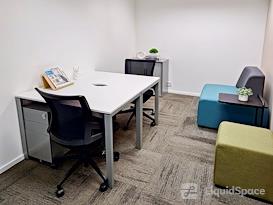 Regus | Hong Kong, 181 QRC