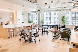 Industrious - 400 University Street