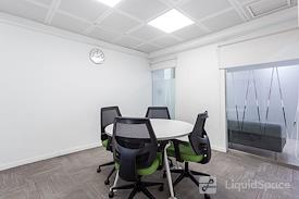 Regus | KARACHI, Regus Financial District Centre