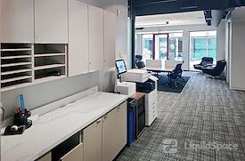 Regus | Phoenix - E Camelback Rd