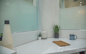 Wilshire 1001 Premium Flex Space & Coworking Solutions