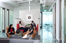 iQ Offices | 250 University Ave.