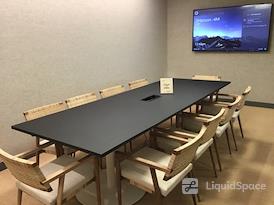 WeWork Two Horizon Center