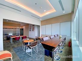 HQ | Jakarta Plaza Oleos