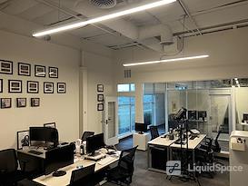 Burbity Workspaces @ Sullivan Valley Commons