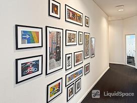 Regus | Roermond, Looskade