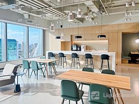 SPACES | Bangkok, Vanit Place Aree