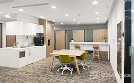 Regus | Shanghai, The Hub