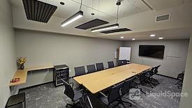 Launch Coworking Space - Downtown