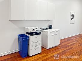 Regus | FL, Sarasota - Professional Pky E