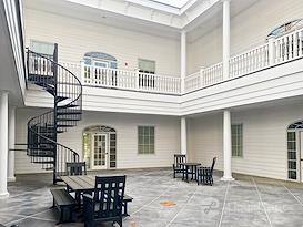 HQ | NC, Bermuda Run - York Way