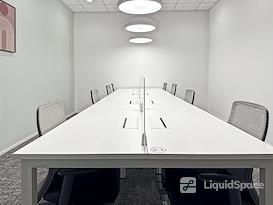 Regus | Shanghai, Hongqiao Vanke Center