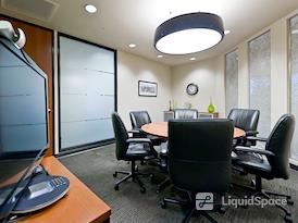 Regus | Howard Hughes Parkway