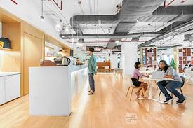 SPACES | Bangkok, Chamchuri Square