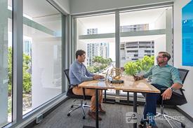 Expansive - Biscayne