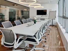 Regus | Ra'Anana, Business Park