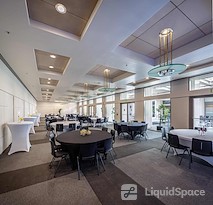 STAK Space – 1950 Franklin