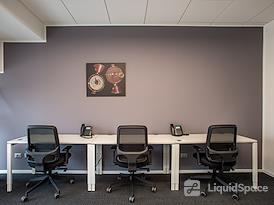 Regus | Naples, Brin