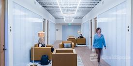 HQ | IL, Grayslake - N Atkinson Rd