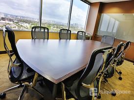 Regus || Sepulveda Center