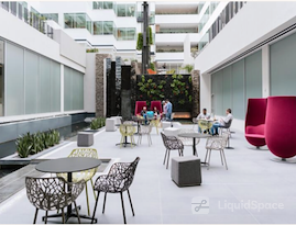 WeWork | 1900 Market