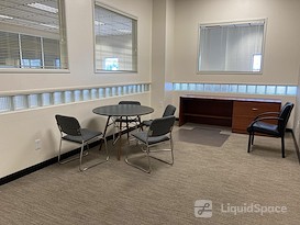 Alaska Co:Work / Northern Trust Real Estate Building