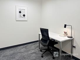 Regus | Columbus - N High St.