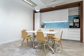 Regus | Warsaw, Skylight