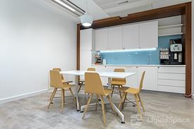 Regus | Warsaw, Skylight