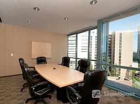 Regus | 501 W. Broadway