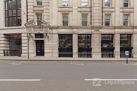 FORA | Lloyds Avenue 