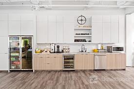 Class & Co - Greenpoint