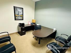 (STO) Hall Office Park